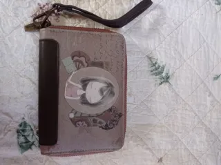 Cartera de mujer con estampado floral
