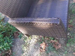 Conjunto ratán exterior mesa y sillón ver leer