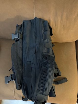 Mochila Táctica Negra con Bandera Española