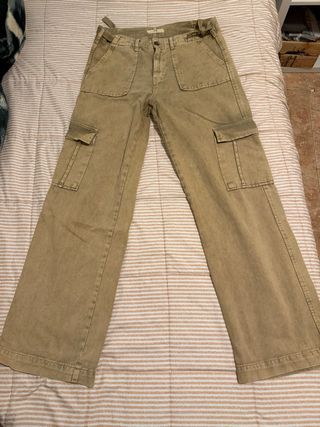 Pantalón Cargo Marrón Stradivarius STR