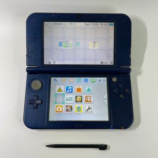 new Nintendo 3DS XL Blu