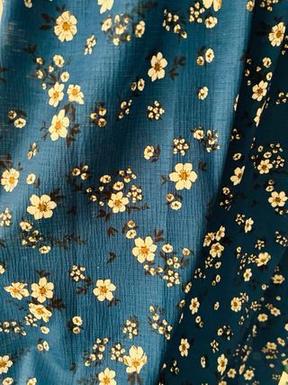 Vestido midi floral Pull&Bear Talla S