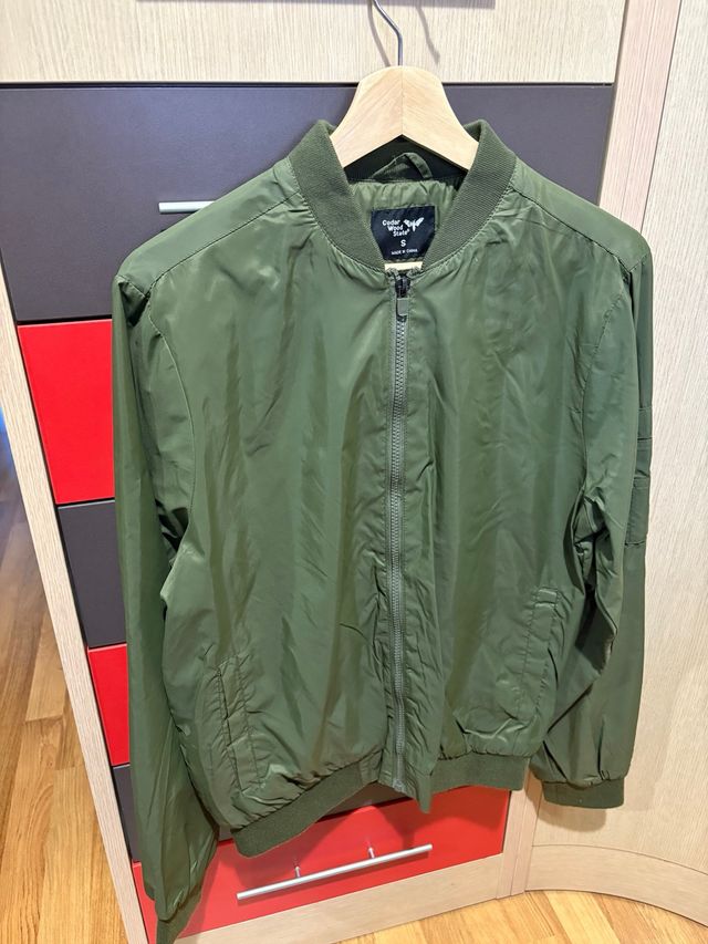 Bomber verde Cedar Wood State talla S