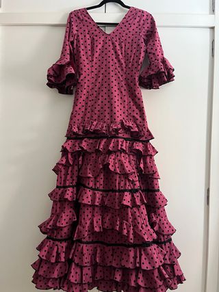 Traje de flamenca volantes lunares