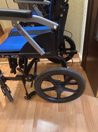 Silla de ruedas OJI-FUN 400 y cojines