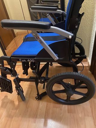 Silla de ruedas OJI-FUN 400 y cojines