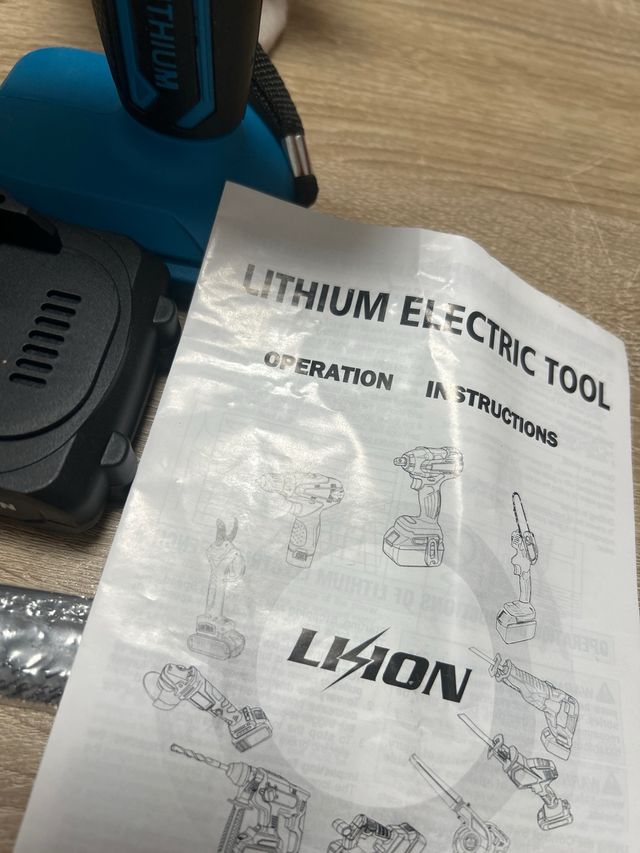 Sierra eléctrica inalámbrica LITHIUM