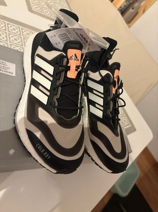 Adidas Ultraboost 22 Talla 37 1/3