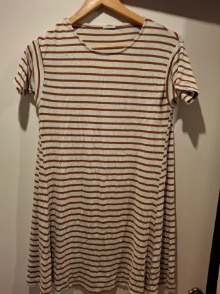 6 Vestidos de mujer variados: Zara, Mango y otros