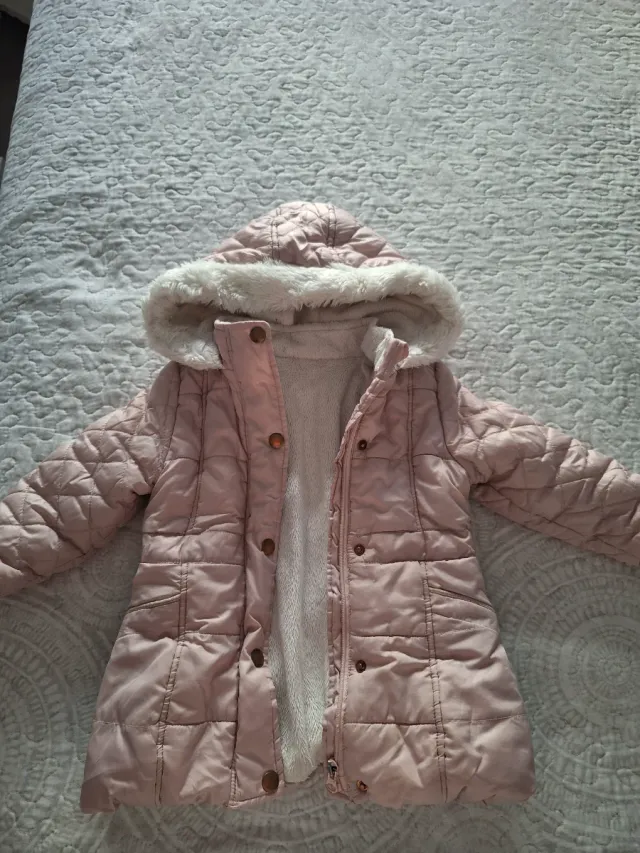 Zara Chaqueta niña rosa con capucha