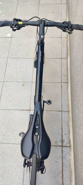 Bicicleta de carbono Giant