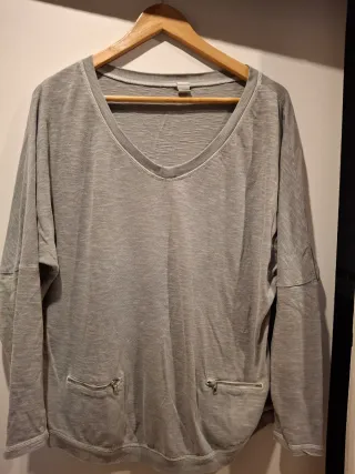 4 Camisetas mujer:Massimo Dutti, Zara, Pepe jeans