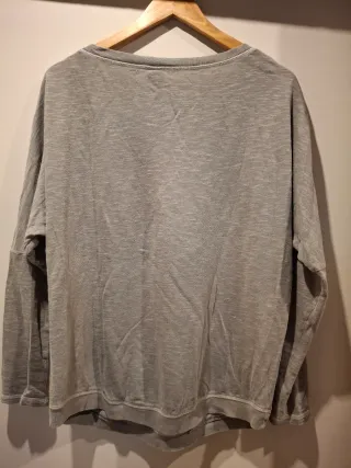 4 Camisetas mujer:Massimo Dutti, Zara, Pepe jeans