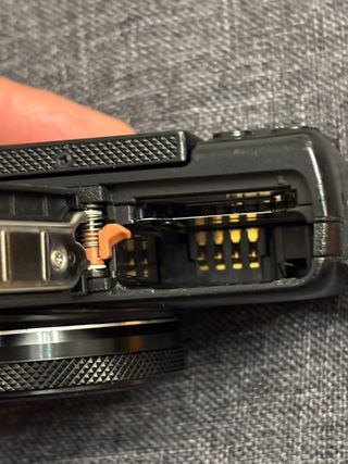 Fotocamera Canon PowerShot G7X
per parti
