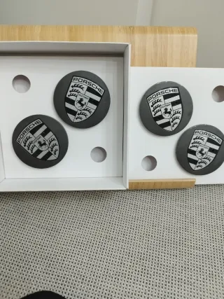 Tapacubos Porsche Originales (Plata/Negro)