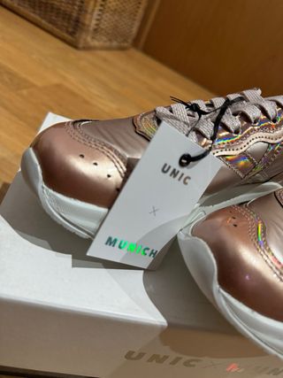 Zapatillas Munich Oro Rosa Holográficas