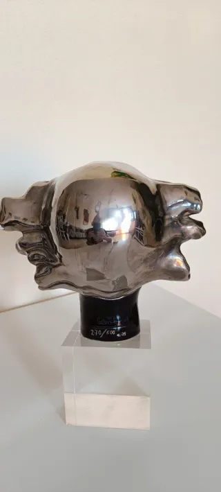 Escultura A. Canero Cerámica Negra y Dorada