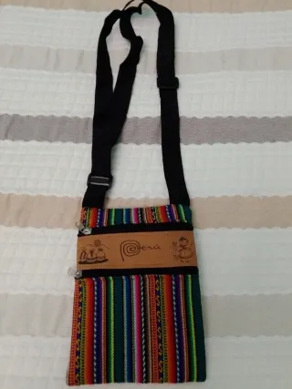 Bolso de hombro multicolor peruano