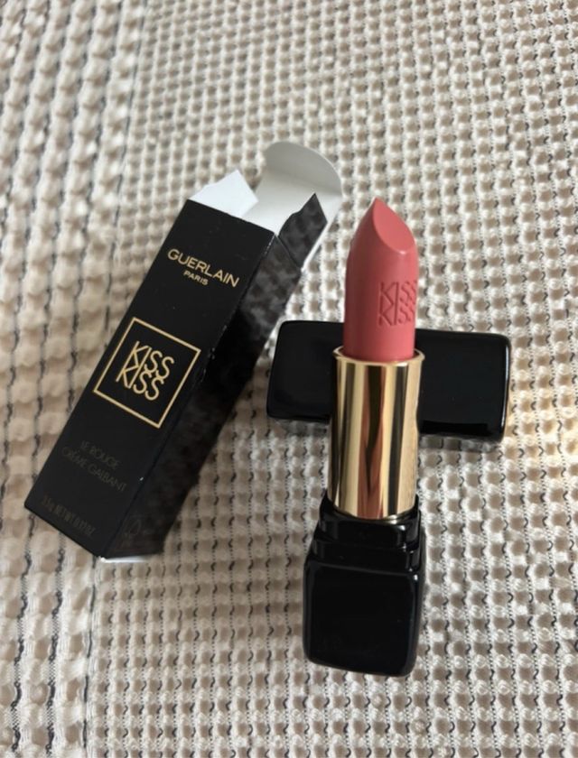 Guerlain KissKiss Very Nude Labial