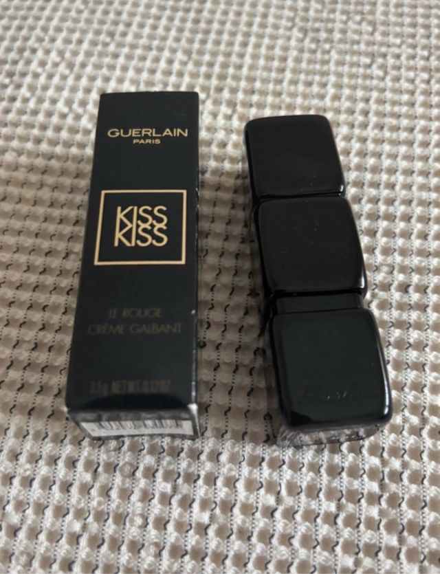 Guerlain KissKiss Very Nude Labial