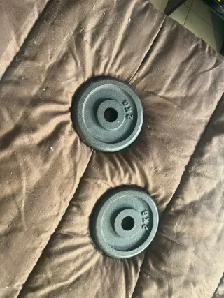 2 Pesas 2kg y 2 pesas 2.5kg