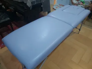 Camilla portátil fisioterapia.