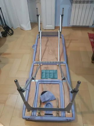 Camilla portátil fisioterapia.