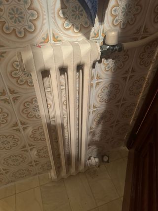 Radiador de hierro blanco