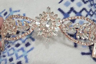 Tiara oro rosa para recogido posterior