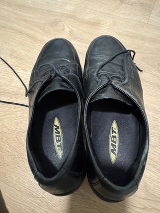 Zapatos MBT Negros