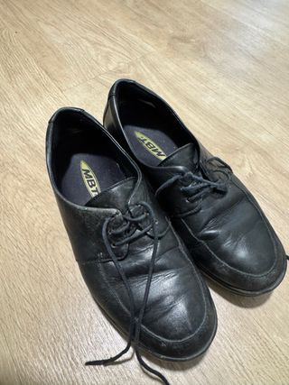 Zapatos MBT Negros