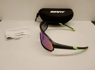 Occhiali da ciclismo Giant nuovi