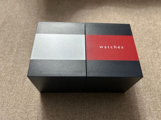 Caja Reloj Tommy Hilfiger Negra y Roja