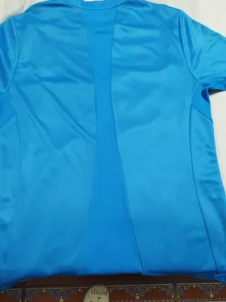 Camiseta Puma Azul y Dorada