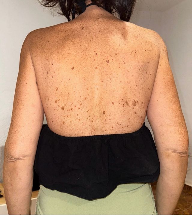 Top Negro Shein Halter