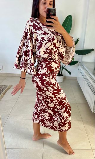 Conjunto Zara Top y Falda Estampado Satén