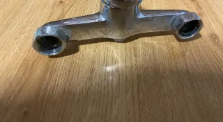 Grifo de baño cromado