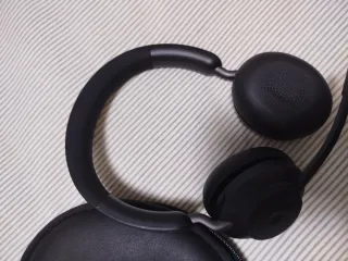 Auriculares Inalámbricos Jabra con Estuche