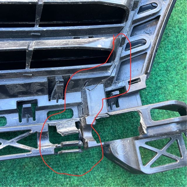 Rejilla Delantera VW Caddy