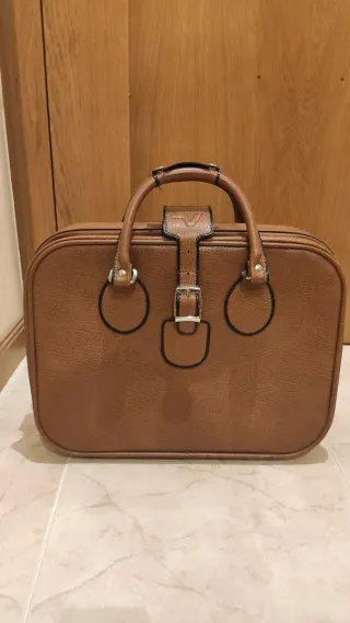 Maleta vintage marrón