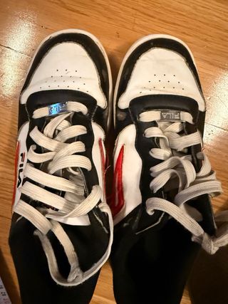 Lote Zapatillas Niños Fila y Zara 