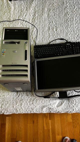 Ordenador HP Compaq sobremesa