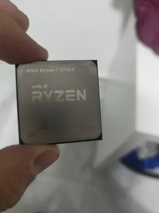 ASUS ROG STRIX B550-F GAMING+ ryzen 5700x
