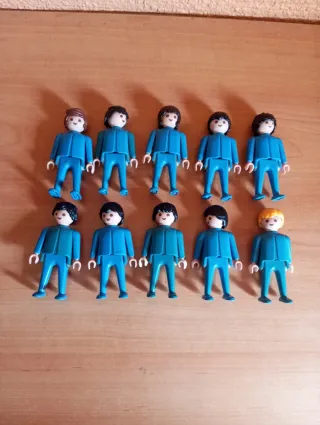 399. Playmobil lote 10 figuras base azul (2)