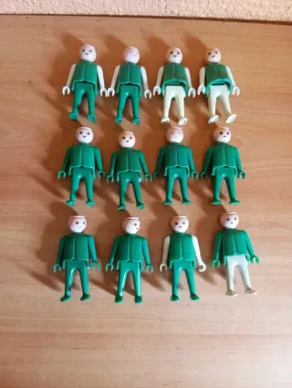 399. Playmobil lote 12 figuras verdes manos fijas
