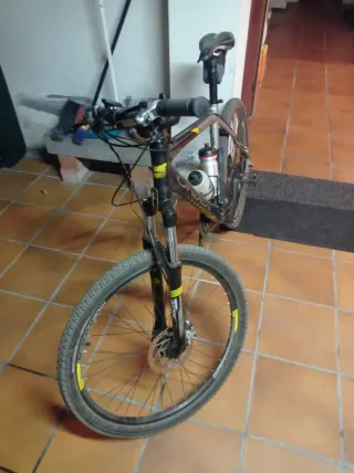 Bicicleta MTB Orbea Satellite 