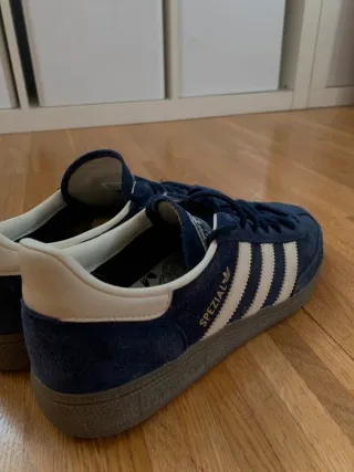 Adidas Scarpe beige/blu taglia 41.5