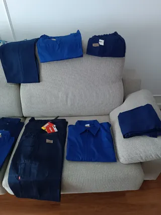 Ropa de trabajo Velilla y variada.Nueva