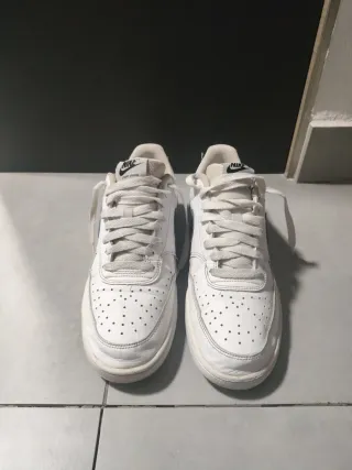 Zapatillas Nike Court Vision Blancas y Negras