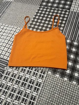 Top naranja tirantes 